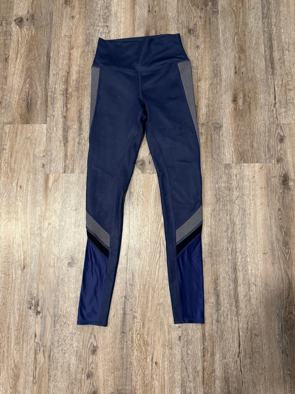 Alo Yoga Women's Elevate High-Waist Leggings Size XS